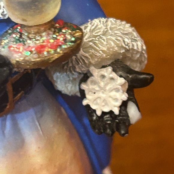 2003 Thomas Kinkade Old World Santa's Christmas Heirloom Ornament - Picture 6 of 11